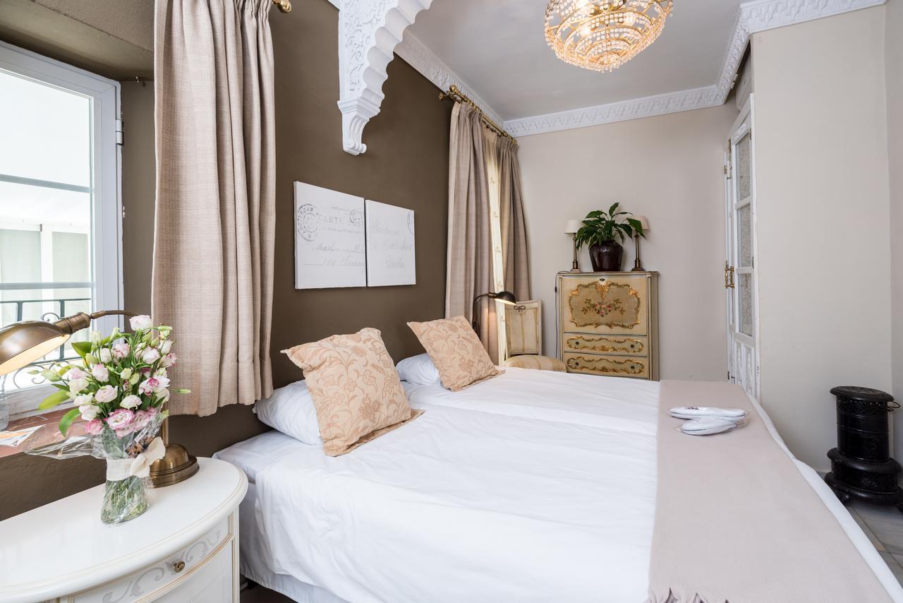 The Town House (Adults Only) Hotel มาร์เบยา ภายนอก รูปภาพ